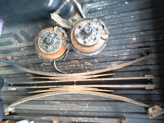 ขายดิสหน้า กับชุดเเหนบเสริมพร้อมบรรทุก ของอีซูซุKBขายถูกๆด่วน