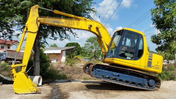 ขายด่วนรถแม็คโครKOMATSUPC120-6ไฟฟ้าซีเรียนสูงชั่วโม่งทำงานน้อยรถนอกนำเข้ายังไม่เคยใช้งานในเมืองไทยเลย