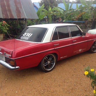 ขาย BenZ w115 สภาพพร้อมใช้