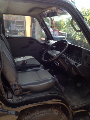 ขาย รถตู้ nissan urvan ปี 93