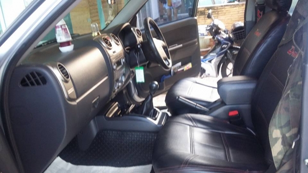 ขายครับ isuzu hilander 2500cc สวยๆครับ