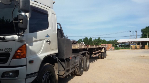 หัวลากhino 320 พร้อมหางพื้นเรียบ ติดต่อ 080-1405528