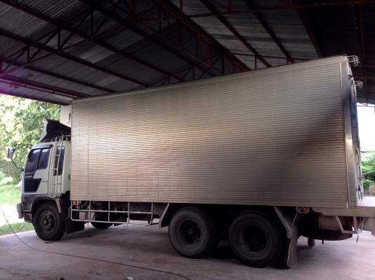 ขายรถบรรทุก 10 ล้อ Hino FL3H 195 แรงม้า พร้อมตู้ มีแอร์ สภาพดี พร้อมใช้งาน