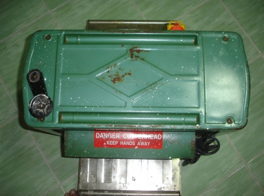 ขายเครื่องรีดไม้สภาพดี ยี่ห้อSAMTOรุ่นST-MB13 ใบ13นิ้ว พร้อมใช้งาน