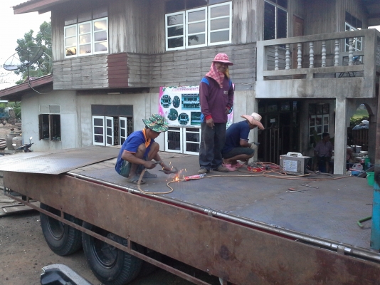 ขายกะบะสิบล้อล่อง ปูพื้นเหล็กใหม่