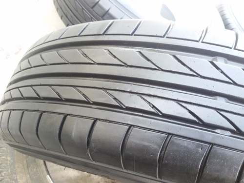 ขายล้อแม็กNISSAN March 15 ยางปี 4814 4 ล้อ ขายล้อแม็กNISSAN March 15 ยางปี 4814 4 ล้อ