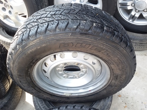 ขายล้อกะทะ15 6รู ยาง225/70/15  4 ล้อ 4000