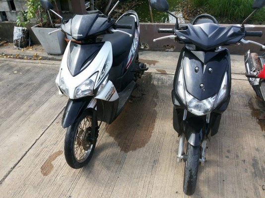 ขายคันละ 9500 เอกสารพร้อมชุดโอน งดต่อ รถอยู่บางใหญ่ นนทบุรี สนใจโทร 084-3545593