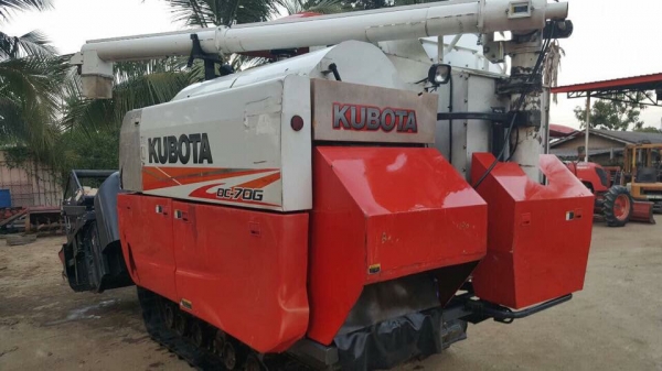 ขายรถเกี่ยวข้าว DC-70G สภาพนางฟ้า พร้อมลุยงานคับ