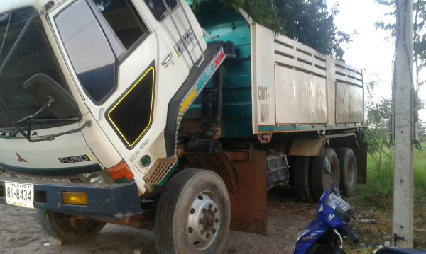 ขายราคา 690,000บ สิบล้อ มิตซู ไอ้หลง FN527 TF-052&times;&times;&times;220 ดั้ม 2เพา สภาพดีสวยบางเดิมพร้อมใช้ ทะเบียนพร้อมโอน