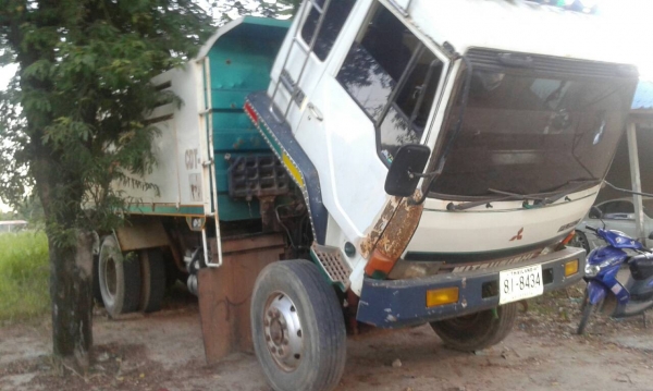 ขายราคา 690,000บ สิบล้อ มิตซู ไอ้หลง FN527 TF-052&times;&times;&times;220 ดั้ม 2เพา สภาพดีสวยบางเดิมพร้อมใช้ ทะเบียนพร้อมโอน