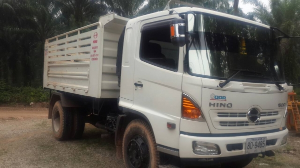 ขายรถบรรทุก 6 ล้อดัมพ์ HINO MEGA FG8J 220 แรงม้าปี 2556 ราคา 1350000