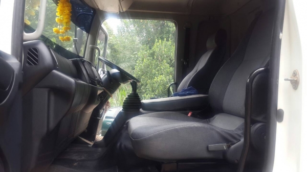 ขายรถบรรทุก 6 ล้อดัมพ์ HINO MEGA FG8J 220 แรงม้าปี 2556 ราคา 1350000