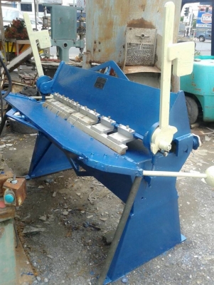 ขายเครื่องพับมือโยกยาว4ฟุตพร้อมใช้ครับ