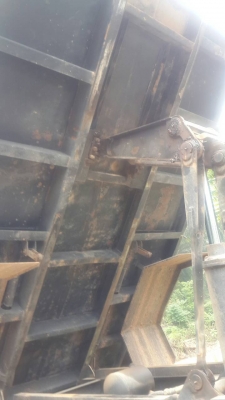 รถฮีโน่ 6 ล้อ FG8J  220 แรงม้า. ปี 56.  ( * รถวิ่ง 9x,xxx กว่า กม. )    สนใจติดต่อ  081 - 6079515