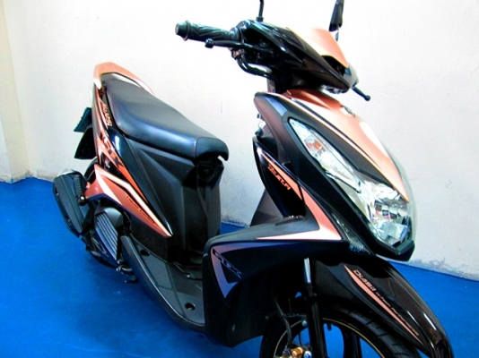 MIO 125 i สีดำน้ำตาล อมตะ ลาย GTX ตัวท๊อป ล้อแมกซ์แท้ขอบน้ำตาล รถเดือน มิ ย. ปี 56 ไมล์ 5 พันโล แถม 3 รายการ  28900