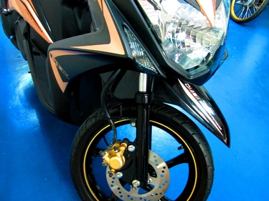 MIO 125 i สีดำน้ำตาล อมตะ ลาย GTX ตัวท๊อป ล้อแมกซ์แท้ขอบน้ำตาล รถเดือน มิ ย. ปี 56 ไมล์ 5 พันโล แถม 3 รายการ 28900 MIO 125 i สีดำน้ำตาล อมตะ ลาย GTX ตัวท๊อป ล้อแมกซ์แท้ขอบน้ำตาล รถเดือน มิ ย. ปี 56 ไมล์ 5 พันโล แถม 3 รายการ 28900