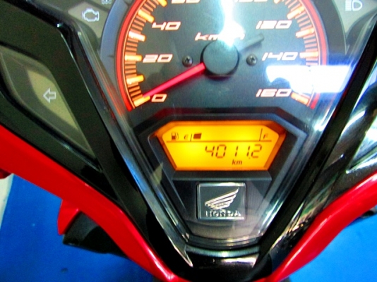 CLICK 125 i สีดำแดง รถเดือน สิงหาคม ปี 57 ไมล์ 4 พันโล แถม 3 รายการ 34900 CLICK 125 i สีดำแดง รถเดือน สิงหาคม ปี 57 ไมล์ 4 พันโล แถม 3 รายการ 34900