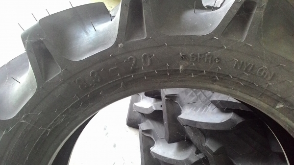 ยางล้อหลังขอบ8.3-20