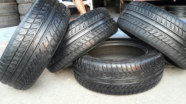 ขายยางรถยนต์มือสอง