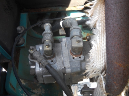 รถแบคโฮเก่าญี่ปุ่น komatsu pc 15-7 สนใจโทรสอบถาม 092-3309229