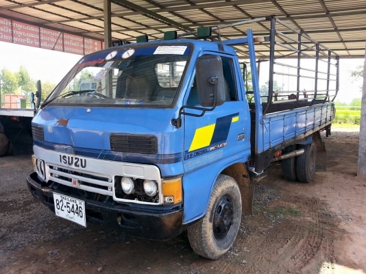 ขายรถ6ล้อ KS110แรง 4BE1 ยาว4.30เมตร สนใจโทร 090-8588220คุณนะ 093-3258446คุณบิว หรือเข้าดูสินค้าอื่นๆได้ที่ www.truck.in.th/498 หรือเพจFacebook ณรงค์ ซื้อขายรถมือสอง (เว็บไซต์ส่วนตัว) หรือFacebook ตลาดรถมือสอง คุณนะ