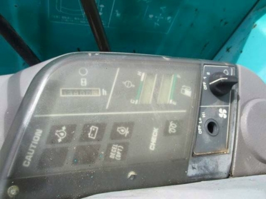 ขายรถแบคโฮ ขุด-ดัน KOMATSU PC20-7 รถเก่านอกญี่ปุ่น สภาพพร้อมใช้งาน เครื่องดี ปั้มเยี่ยม เอวแน่น มีใบอินวอยและเอกสารแจ้งจำหน่าย พร้อมทำสีเก็บลายละเอียดเช็คระบบ