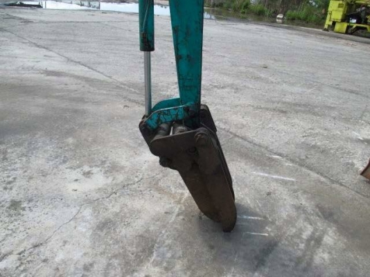 ขายรถแบคโฮ ขุด-ดัน KOMATSU PC20-7 รถเก่านอกญี่ปุ่น สภาพพร้อมใช้งาน เครื่องดี ปั้มเยี่ยม เอวแน่น มีใบอินวอยและเอกสารแจ้งจำหน่าย พร้อมทำสีเก็บลายละเอียดเช็คระบบ