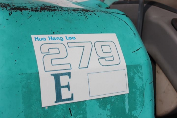 ขายถูกๆ รถขุด Komatsu PC40R-8 มือสอง