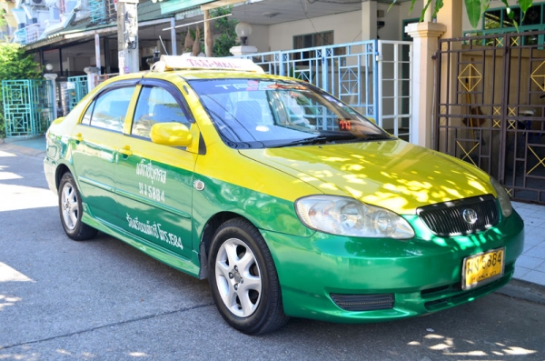 แท็กซี่ หมดอายุ เอกสารครบ พร้อมปลดป้าย สภาพสวย