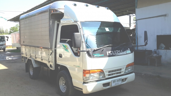 4 ล้อบรรทุก *ไม่ติดเวลา* ISUZU *Euro.2*  NKR 100 แรงม้า *ยาว 3.20 ม.* รถสวยเดิม+พร้อมใช้งาน * มีเล่มพร้อม * (หลังคาลงเล่มพร้อม)