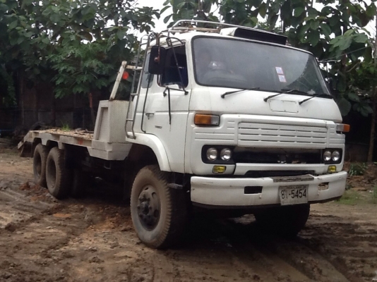 สิบล้อ NISSAN CW43 M เครื่องยนต์ 265 แรงม้า