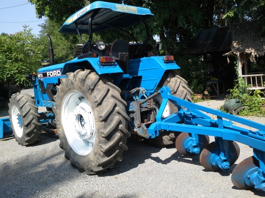 ขายฟอดร์ 8210 สองเพาคาราโร่ดันหน้าหางสามเล่มทะเบียน