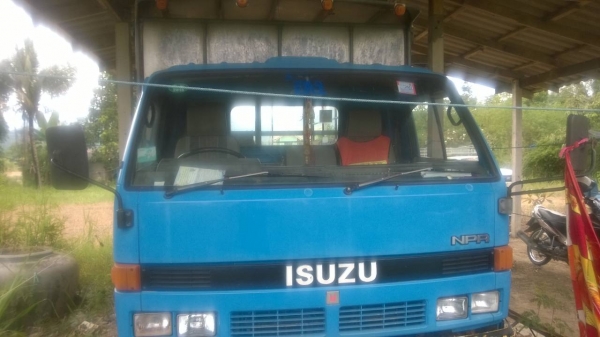 Isuzu NPR รถประกอบ สภาพดี ใช้งานเยี่ยม