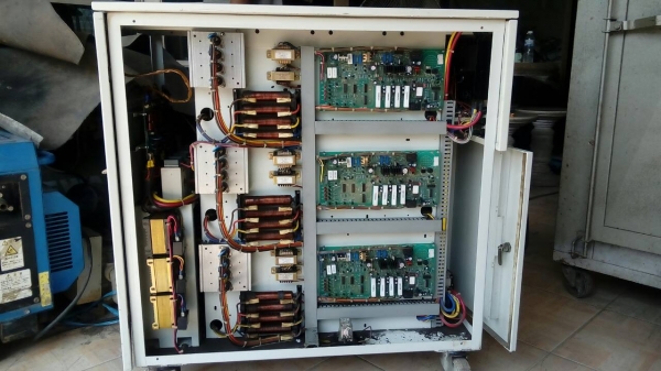 ตู้ปรับกระแส 380/220 v output 45.5 แอม