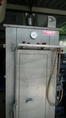 ตู้อบขนมกล้วยน้ำไท ตู้อบแบบแก๊ส มีพัดลมกระจายด้วยไฟฟ้า ไฟ 220 v