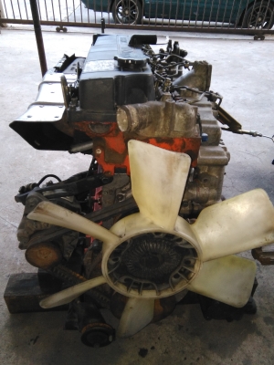 เครื่อง 6HE1 195 แรงม้า เครื่องไทย ยกลง เครื่อง 6HE1 195 แรงม้า เครื่องไทย ยกลง