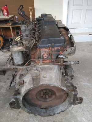 เครื่อง 6HE1 195 แรงม้า เครื่องไทย ยกลง เครื่อง 6HE1 195 แรงม้า เครื่องไทย ยกลง