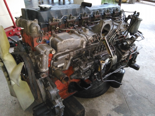 เครื่อง 6HE1 195 แรงม้า เครื่องไทย ยกลง เครื่อง 6HE1 195 แรงม้า เครื่องไทย ยกลง