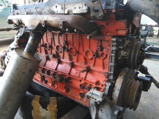 เครื่อง 6HE1 195 แรงม้า เครื่องไทย ยกลง เครื่อง 6HE1 195 แรงม้า เครื่องไทย ยกลง