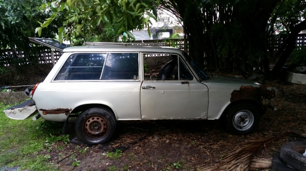 ไดฮัทซุ f30 แวน ทะเบียนขาดปี 49 เอกสารพร้อมโอน ขาย 33,000 บาท