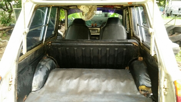 ไดฮัทซุ f30 แวน ทะเบียนขาดปี 49 เอกสารพร้อมโอน ขาย 33,000 บาท