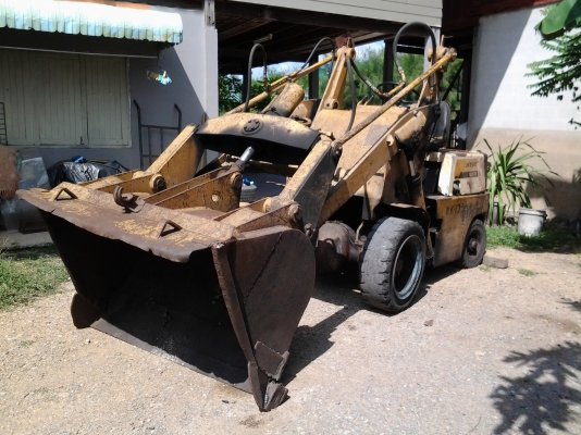 Komatsu sd10 รถตัก เครื่องดีเซล พร้อมใช้งาน