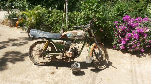 ขาย suzuki trs  มีทะเบียน โอน ขายถูก 1500