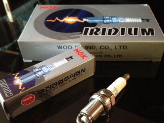 หัวเทียน NGK IFR7F-4D
