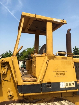 ขาย รถแทรกเตอร์ตีนตะขาบ CAT 953 ขาย รถแทรกเตอร์ตีนตะขาบ CAT 953