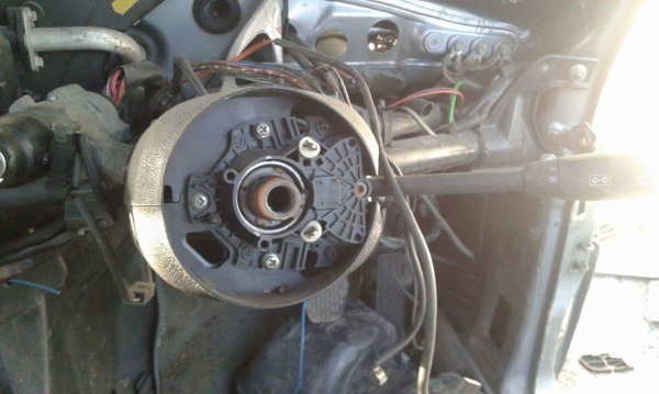 แยกอะไหล่ รถเบ็น190 ทุกชิ้นสนใจสอบถามได้ครับ