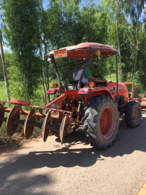 ขาย KUBOTA36แรง  ปี 53  ทำงาน3900. ชม สภาพสวยมากๆ