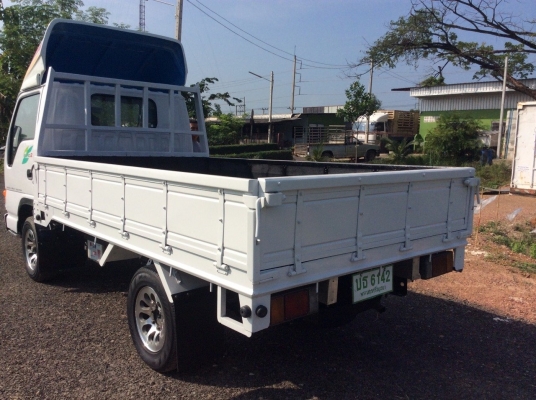 ISUZU 4ล้อ (ไม่ติดเวลา) พวงมาลัยพาว์เวอร์  เครื่องดี ครัทซีสวย แอร์เย็น ขาย 320,000 บาท ศุภากร 081-1903107 , 081-4252943