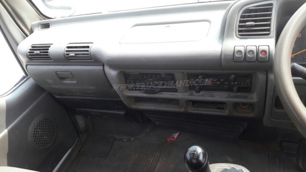 ISUZU NKR55EU1  เครื่อง 88 แรงม้า ปีจดทะเบียน 2534 กระบะยาว 3 เมตร